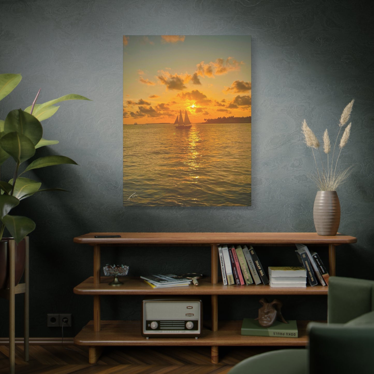 “Golden Voyage” // Signature Set