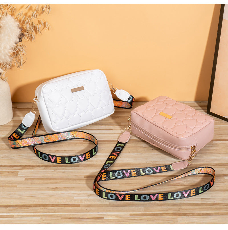 Amoura Embroidered Bag