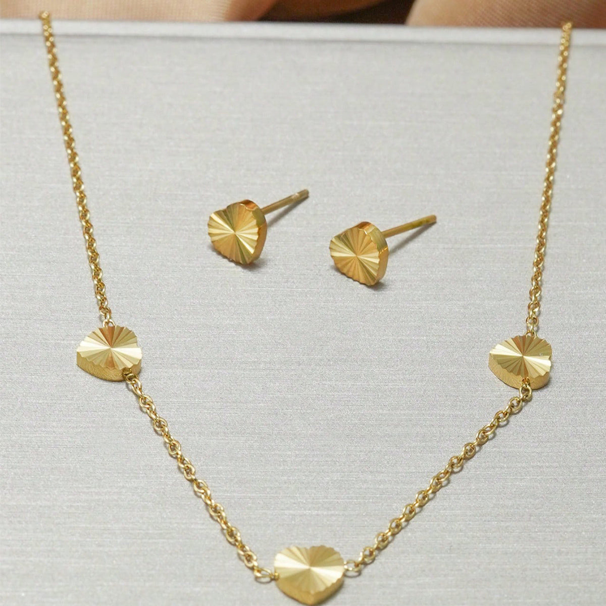 Twilight SET 18K Gold Plated Heart Necklace & EarringS